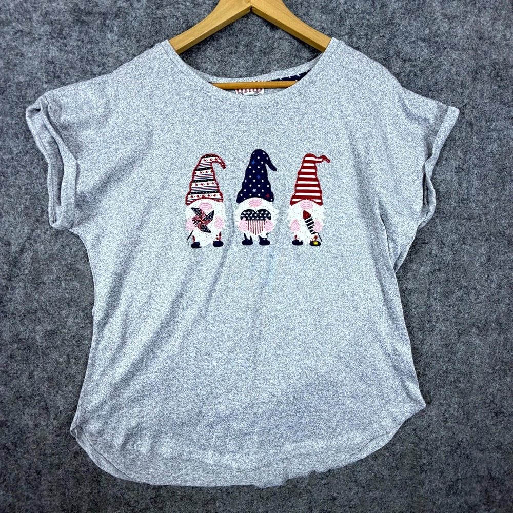American Spirit Top Womens XL Gray Patriotic Gnomes Embroidered Knit Short Slv